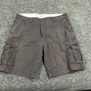 Old Navy cargo shorts 38